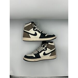Air Jordan 1 Retro High OG Dark Mocha Size 8.5 Used Original All